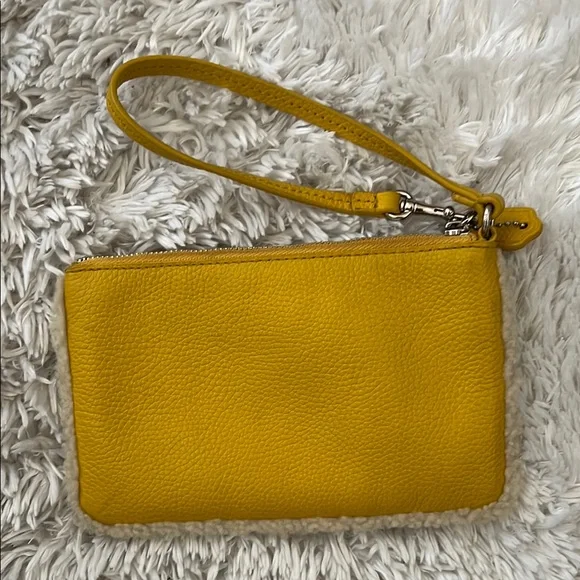 Coach Nolita Yellow Leather Wristlet with Sherpa Trim GUC - Picture 3 of 4